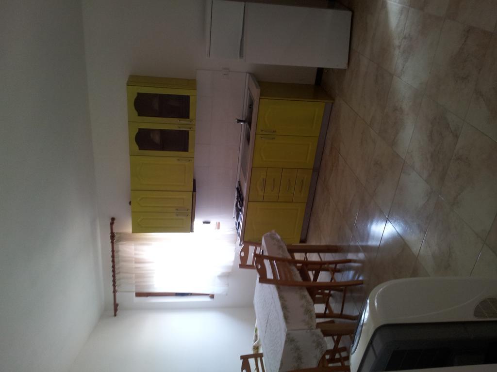 Velaj Apartments Orikum Oda fotoğraf