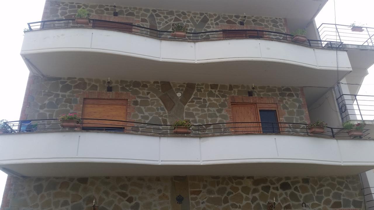 Velaj Apartments Orikum Dış mekan fotoğraf